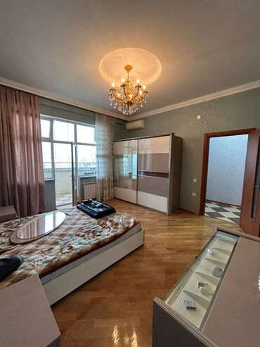 Yeni tikili: 3 otaqlı, Yeni tikili, m. Nəriman Nərimanov, 128 kv. m — 1