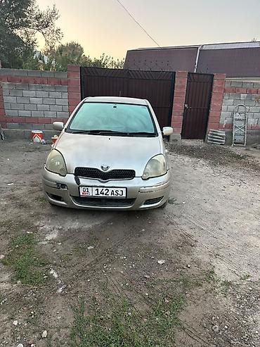 авто ярис: Toyota Vitz: 2003 г., Автомат, Хэтчбэк — 1
