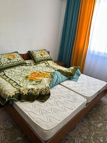 Другое оборудование для бизнеса: Продается: кухонный модуль+ кровать+шкаф+межкомнатные двери ( Чолпон — 12