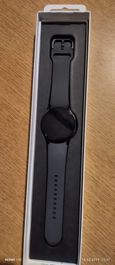 комплект 1150: Samsung Galaxy watch 5/40 новые полный комплект оригинал
