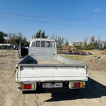 Легкий грузовик, Kia, Стандарт, 3 т, Б/у
