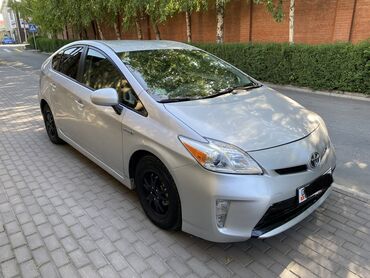 Toyota: Toyota Prius: 2015 г., 1.8 л, Вариатор, Гибрид, Хэтчбэк