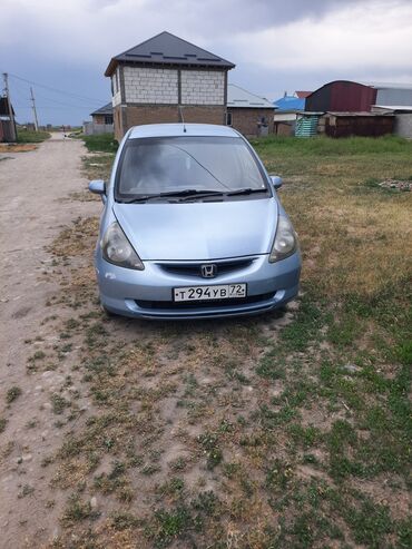 toyota rav4 2013: Honda Fit: 2002 г., 1.3 л, Автомат, Бензин