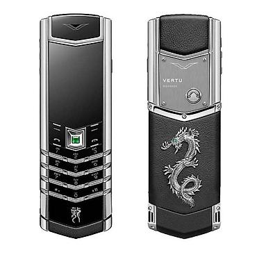 nama dragon: Vertu < 2 GB Memory Capacity, rəng - Gümüşü, Düyməli — 1