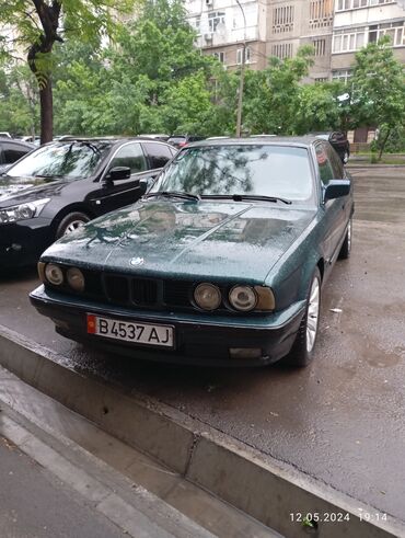 бмв продаю: BMW 5 series: 1993 г., 2 л, Механика, Бензин, Седан