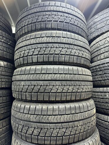 Шины: Шины 215 / 45 / R 17, Зима, Б/у, Комплект, Легковые, Япония, Bridgestone