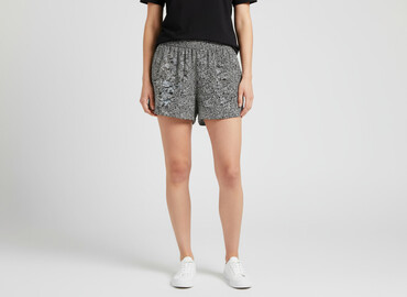 ccc płaskie sandały: Sinsay, Shorts for women, size L