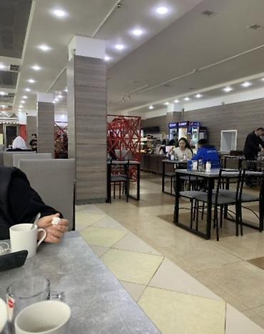 Кафе, рестораны: Сдается Столовая/кафе самообслуживания с большой линией раздачи — 10