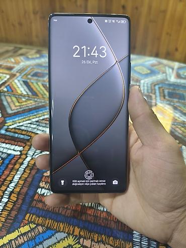 mi 18 pro max: Tecno Spark 20 Pro, 256 GB, rəng - Ağ, Barmaq izi — 2