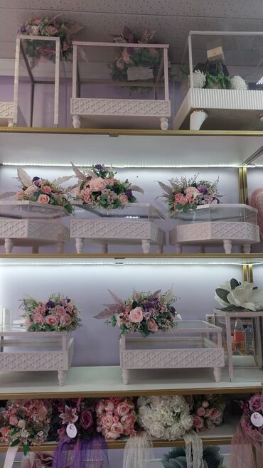 Xonçalar: Məhsul: Xonça dəstləri və dekorativ təqdimat qutuları Təsvir: - — 17