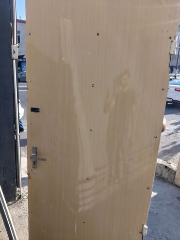 jalüz qapi: Mənzil üçün İşlənmiş Giriş qapısı 75x220 sm Glazok ilə, Ünvandan götürmə