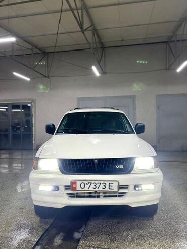 зимнии шины: Mitsubishi Montero Sport: 1999 г., 3 л, Механика, Газ, Внедорожник