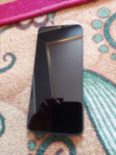 купить телефон ми в бишкеке: Realme C11, Б/у, 64 ГБ, цвет - Серебристый, 2 SIM
