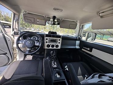 шноркеля: Toyota FJ Cruiser: 2011 г., 4 л, Автомат, Газ, Внедорожник — 6