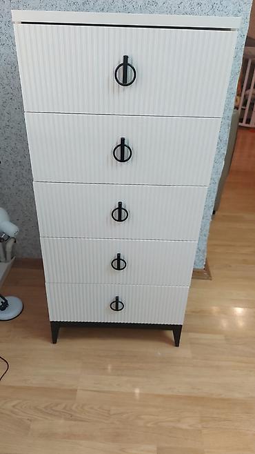 Digər mebel: Satılır "Saloğlu" fabrikinin yataq dəsti, az istifadə olunub. Qiymət — 3
