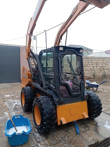 mini ekskavator: Case SV250 mini yükləyici – peşəkar torpaq və tikinti işləri üçün — 7