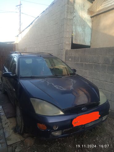 делаю: Ford Focus: 2000 г., 2 л, Механика, Бензин, Универсал