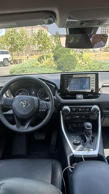 byd e2 2024: Toyota RAV4: 2022 г., 2.5 л, Автомат, Гибрид, Кроссовер — 9
