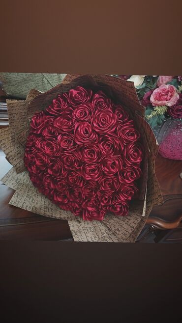 шелковые топы на бретелях: 🌹 Букет из 51 атласной розы 🌹 ✨ Роскошь, которая не увянет ✨