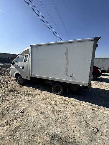 srv 2: Hyundai Porter с изотермическим фургоном. Холодильник обьем 2.5 — 1