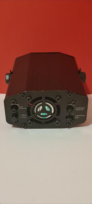 Projektori: - Mini Laser Stage Lighting najpopularniji light efekat. - Polovan — 4