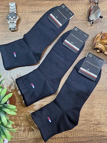 Čarape i donji veš: Srednja duzina pamučnih čarapa
12 pari 2500 — 3