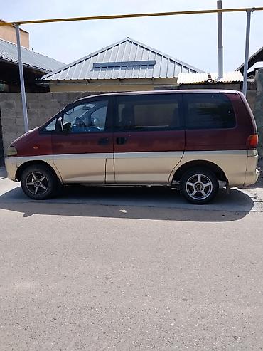 byd e2 2024: Mitsubishi Space Gear: 1996 г., 2 л, Механика, Бензин, Минивэн — 1