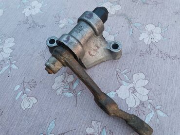 Auto delovi: Nosač spona Lada 7 Riva br. 3a. Polovno, očuvano, sa ležajem. Imam — 3