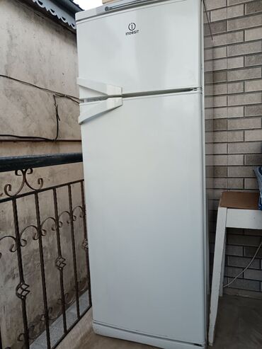 холодильник джунхай бишкек: Б/у 2 двери Indesit Холодильник Продажа, цвет - Белый, С колесиками