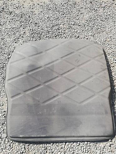 Другие аксессуары: Полики BMW передние(М5)+багажный полик для мерса+жилет для авто+сетка — 13