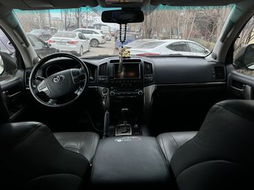 Toyota: Toyota Land Cruiser: 2009 г., 4.7 л, Автомат, Бензин, Внедорожник at lalafo.kg — 8 Toyota: Toyota Land Cruiser: 2009 г., 4.7 л, Автомат, Бензин, Внедорожник — 8