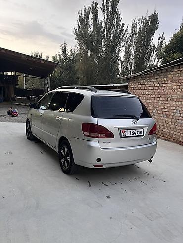 тс груп: Toyota Avensis Verso: 2001 г., 2.4 л, Механика, Бензин, Минивэн — 3