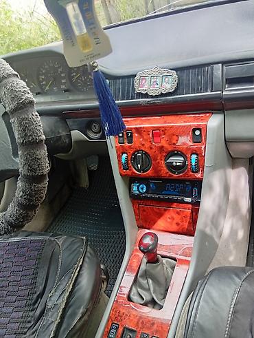 мтз обмен: Mercedes-Benz W124: 1989 г., 2.3 л, Механика, Бензин, Седан — 5