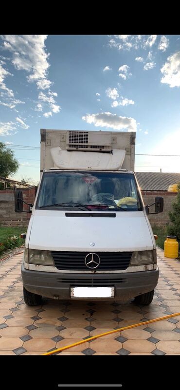 mersedesbenz sprinter: Продаю спринтер
Имеется холодильник 
Звонить по номеру