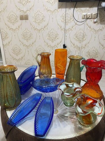ваза стеклянная прозрачная высокая без узора: Антикварные вазы