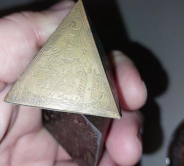 qədim palaz: Fiqur, Metal, rəng - Qızılı — 1