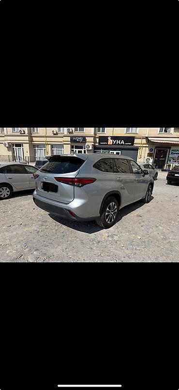 2023: Toyota Highlander: 2023 г., 2.4 л, Автомат, Бензин, Кроссовер — 1