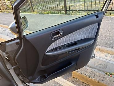 рага авто: Honda Stream: 2001 г., 1.7 л, Автомат, Бензин, Седан — 10