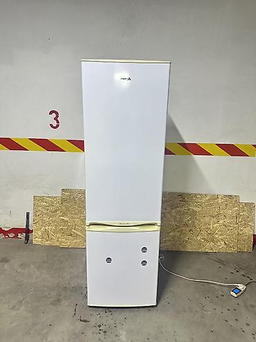 Холодильники: Холодильник Beko, Двухкамерный — 9