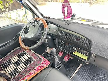 sen sulu: Hyundai Porter — срочно продаётся 650000 сома Основные — 4