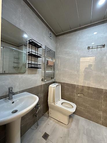 kiraye 20 yanvar: 2 otaqlı, Yeni tikili, 66 kv. m — 10
