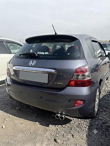 хетчбэк: Honda Civic: 2005 г., 1.7 л, Автомат, Бензин, Хэтчбэк — 3