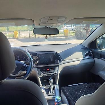 getz 2: Hyundai Elantra: 2018 г., 2 л, Автомат, Бензин, Седан — 7