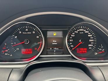 Audi: Audi Q7: 2011 г., 3 л, Автомат, Бензин, Кроссовер — 14