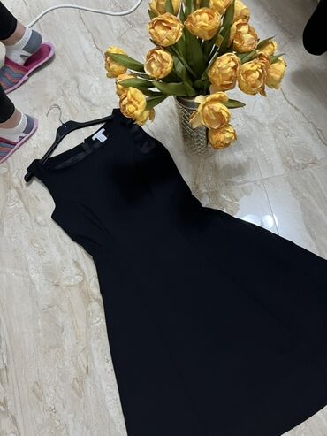 Kompleti: Ženska odeća – komplet modernih komada za različite sezone. - Crvena — 8