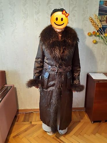 Şəxsi əşyalar: Qadın uzun palto. Продаётся тёплое кожаное пальто с натуральным мехом — 1