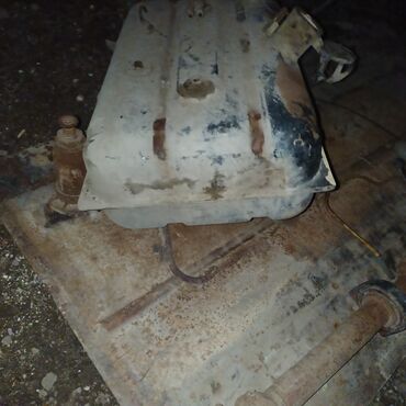 Yanacaq çənləri: Avtomobil üçün yanacaq çəni — 7