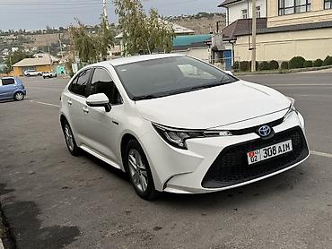 levin: Toyota Levin: 2021 г., 1.8 л, Вариатор, Гибрид, Седан — 1