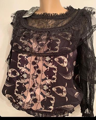 yeni il corablari: Sviter, XL, M, L — 2