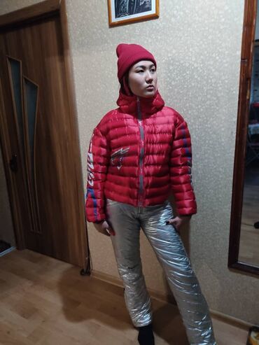 giordani gold духи женские in Кыргызстан | ШВЕЯ: Зимний костюм.очень теплый.привезли из штатов.Размер S,М.Покупали за